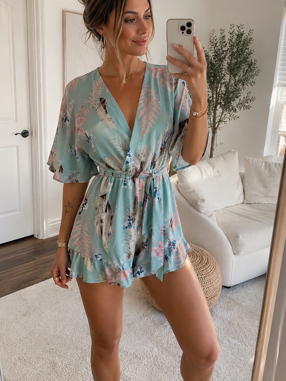Blue Blush Floral Wrap Romper Mint Green Bell Sleeve Tie Waist Size L NWT